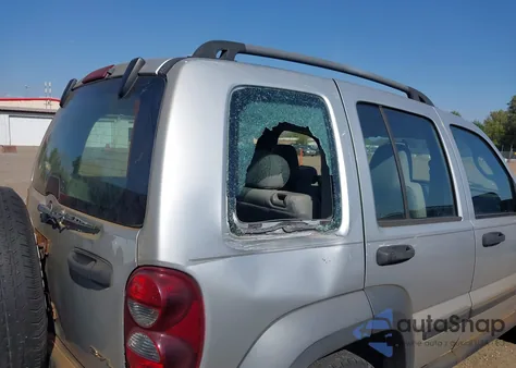 2007 Jeep Liberty Sport z USA, uszkodzony, nr VIN 1J8GK48K17W654253